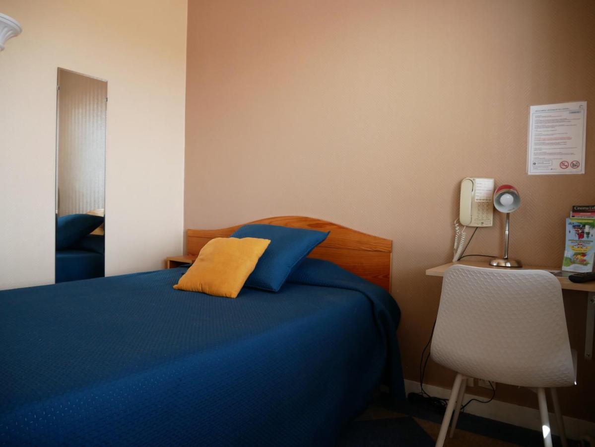 Hotel Le Pasteur Royan Bagian luar foto