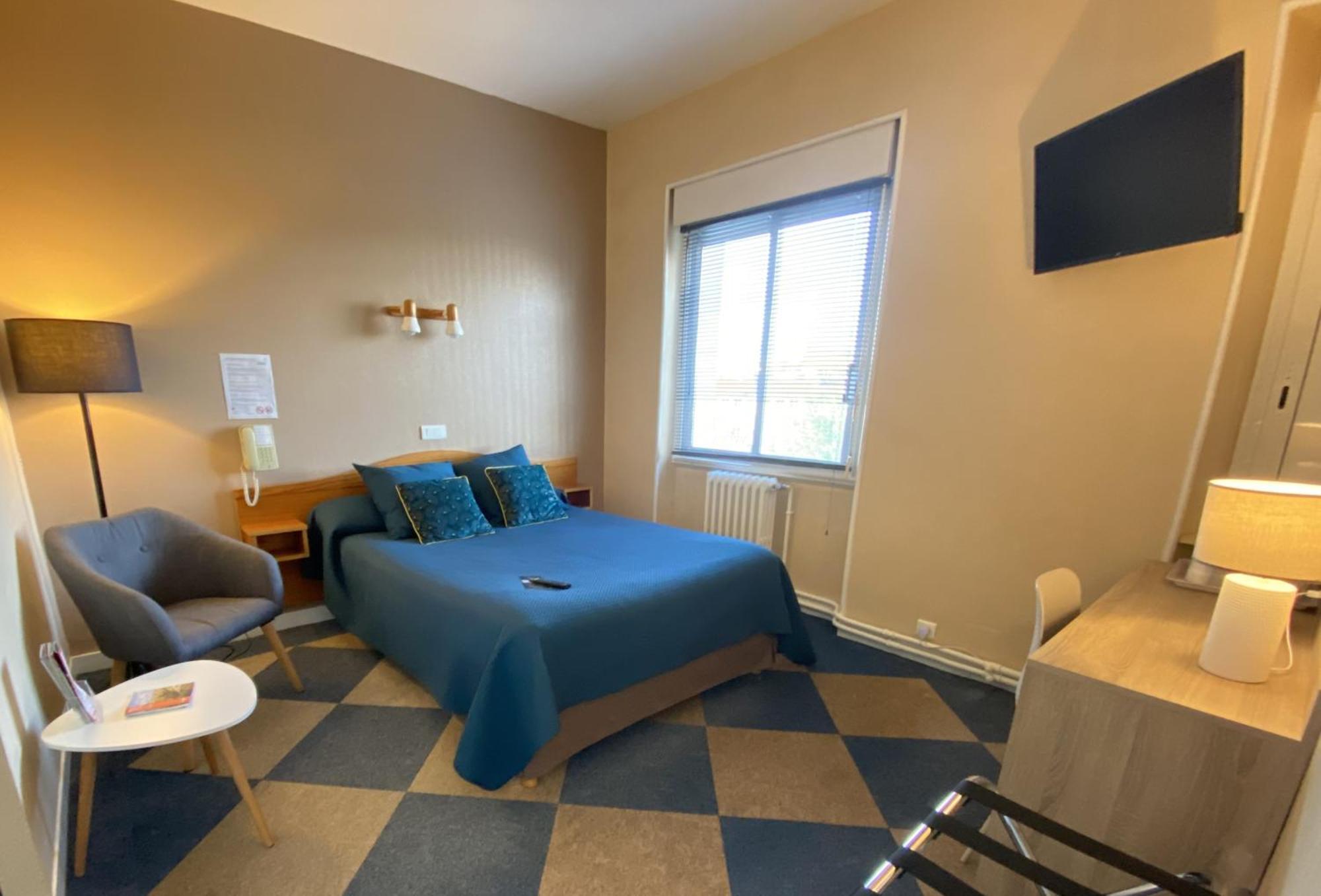 Hotel Le Pasteur Royan Bagian luar foto